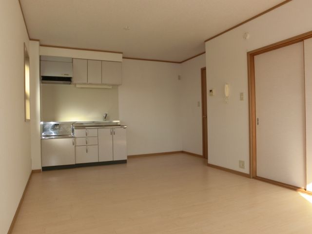 Living and room. The spread of the LDK, It is adding a bright and open feeling there are many windows