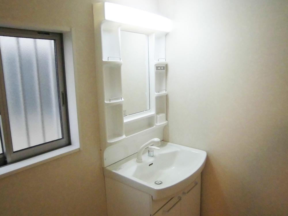 Wash basin, toilet. Bathroom vanity 