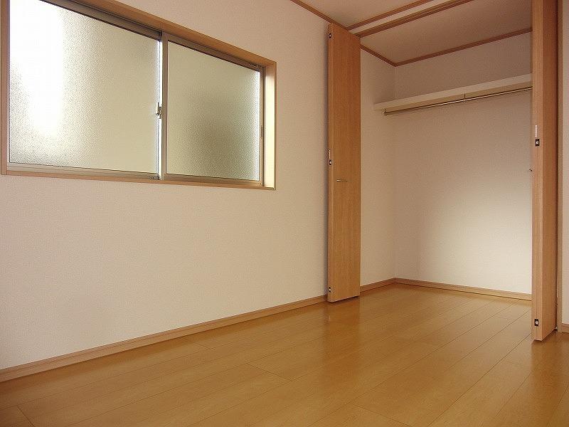 Receipt. Local (11 May 2013) Shooting