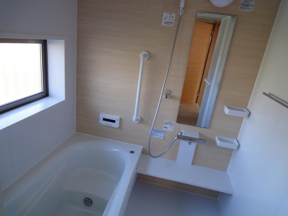 Bathroom. (2013.11.08 shooting)