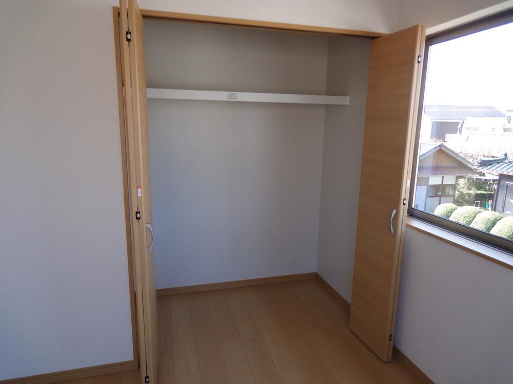 Receipt. Closet (2013.11.8 shooting) Building 2