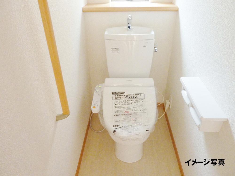 Same specifications photos (Other introspection). Same specifications: toilet