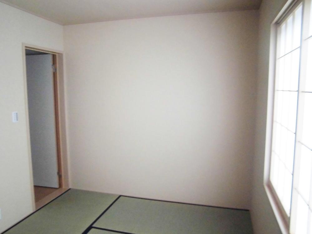 Non-living room. Japanese-style room: 2013 November shooting