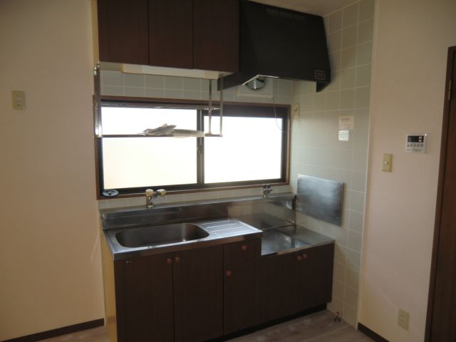 Kitchen. It is ventilation easy kitchen space with a small window! 