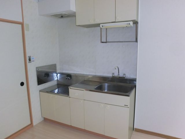 Kitchen. Gas stove is can be installed kitchen for city gas