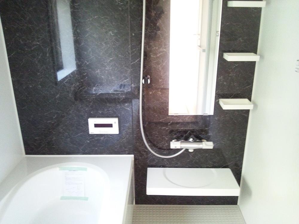 Non-living room. Building 2 With bathroom ventilation heating dryer