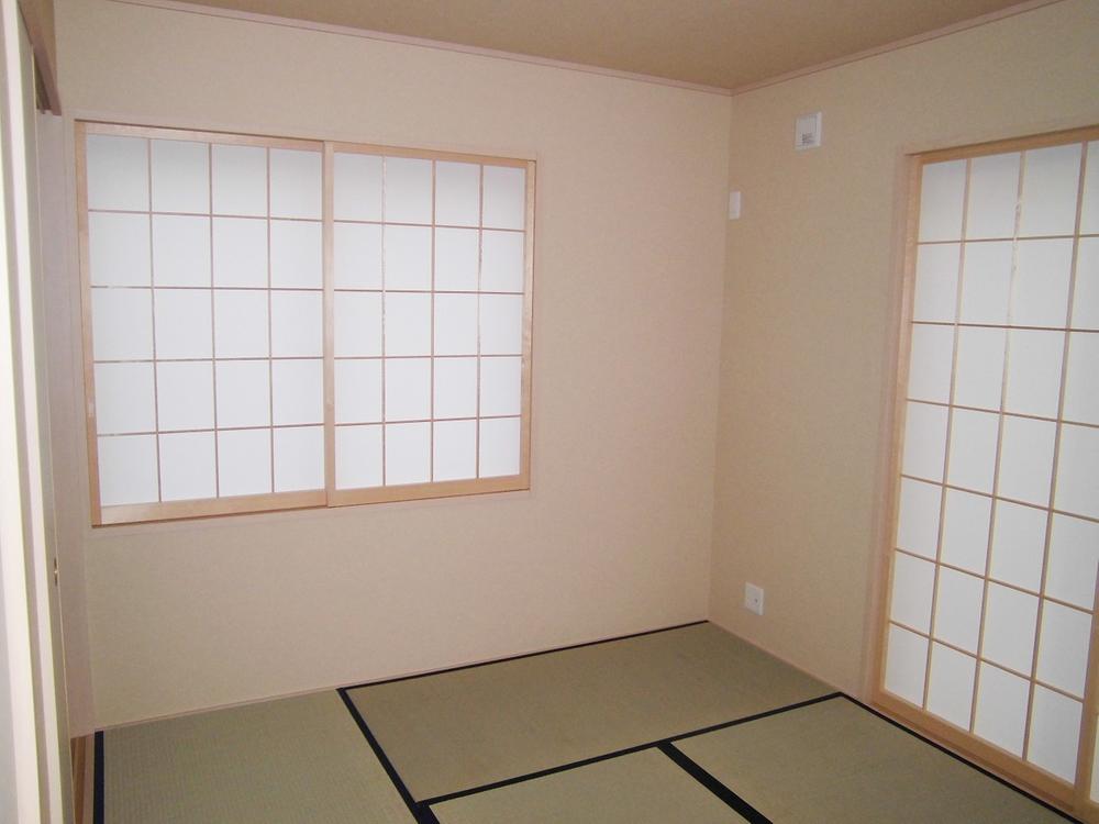 Non-living room. Japanese-style room: 2013 November shooting