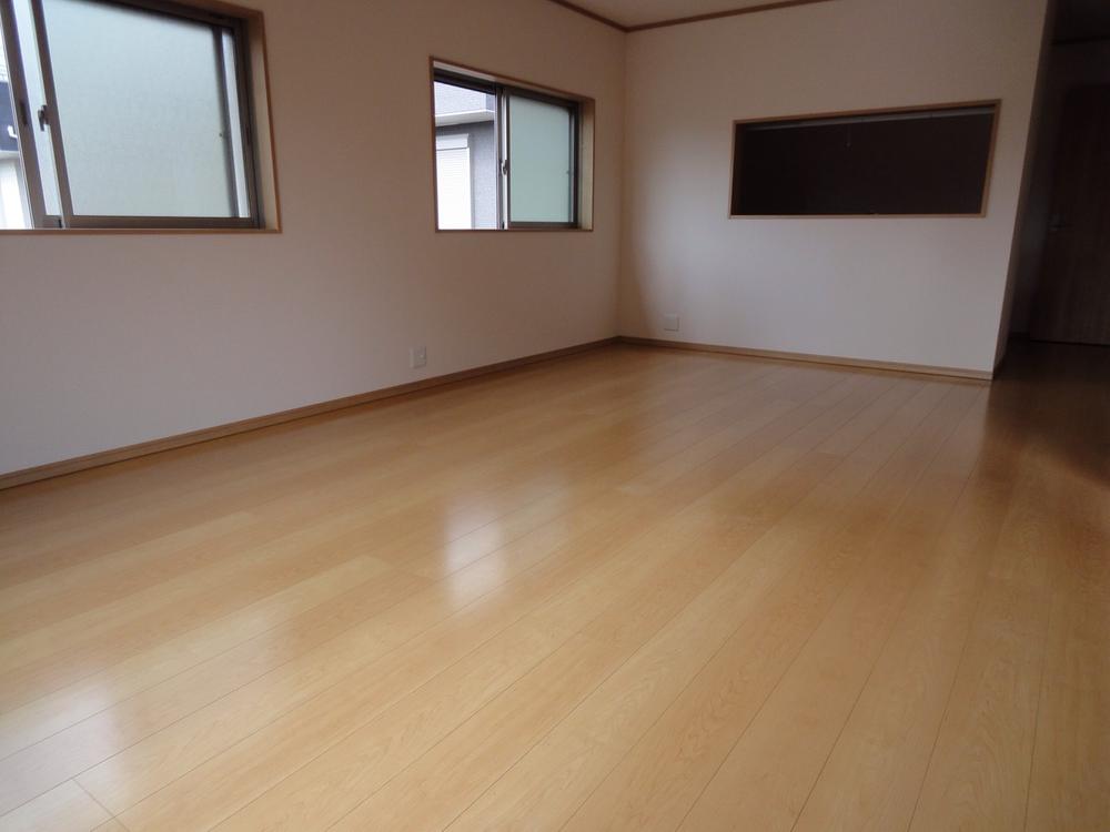 Living. (2013.11.14 shooting)