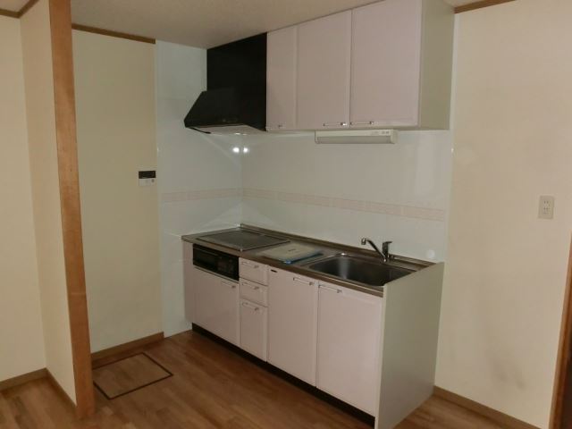 Kitchen. It is equipped with system kitchen that get on the cuisine!