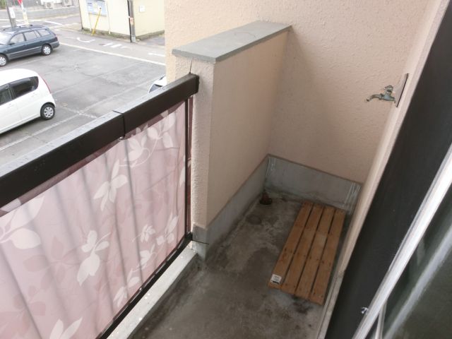 Balcony. Veranda and is the outdoor washing machine Storage
