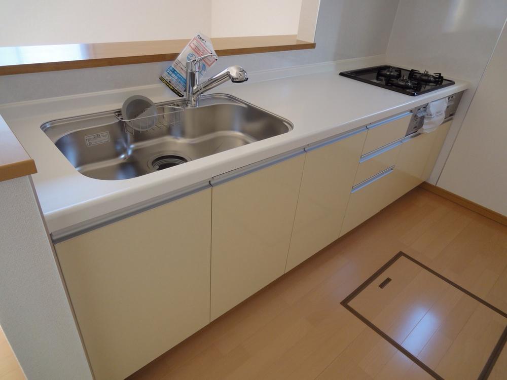 Kitchen. (2013.12.3 shooting)