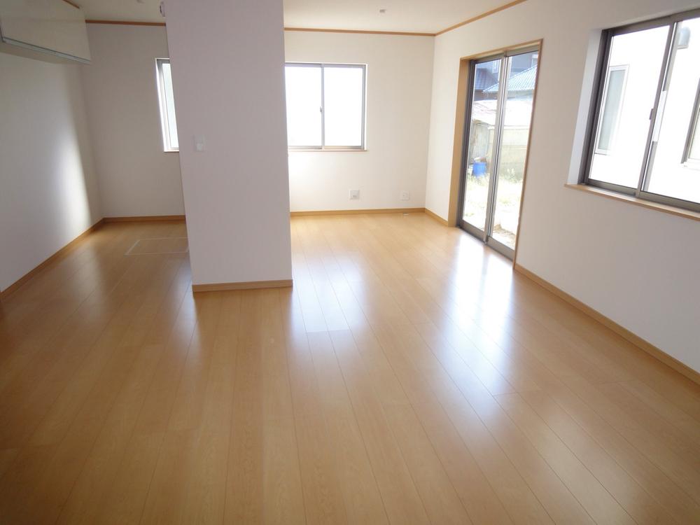 Living. (2013.11.08 shooting)