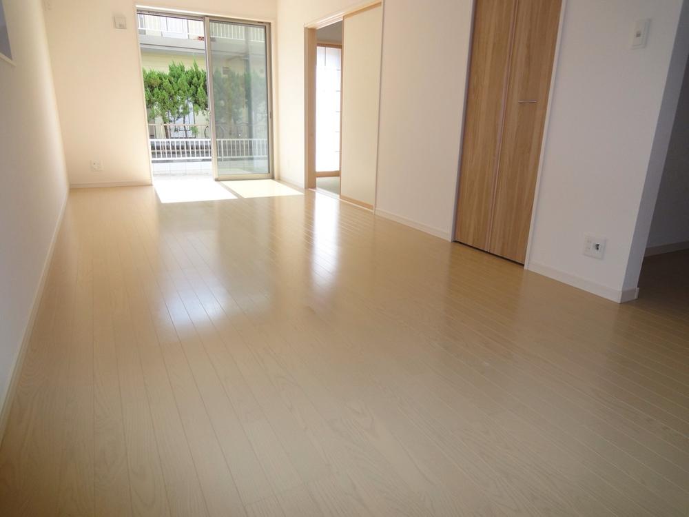 Living. (2013.9.30 shooting)