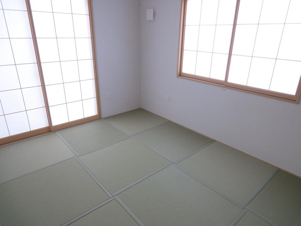 Non-living room. Japanese-style room (2013.12.20 shooting)