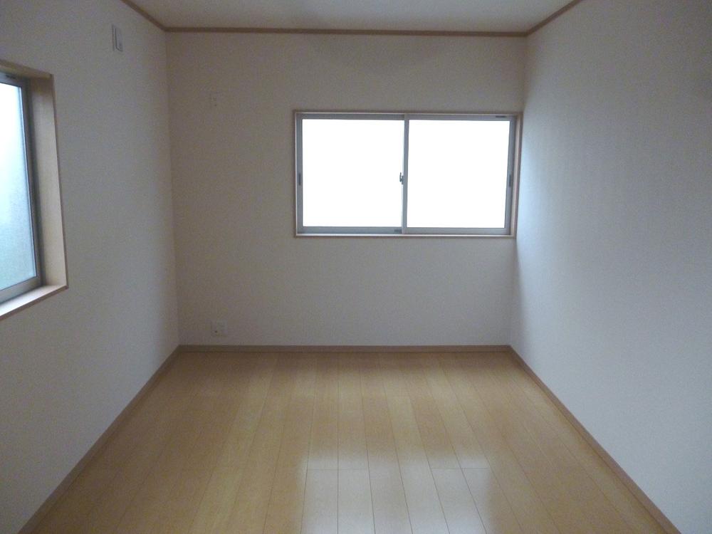 Non-living room. There is all the living room storage