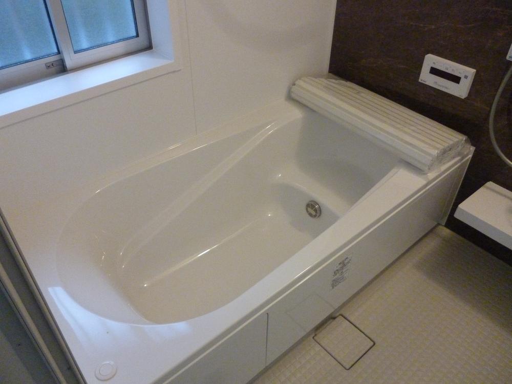 Bathroom. Building 2 bathroom drying heater equipped! It is convenient to your laundry on a rainy day. 