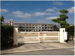 Primary school. Iwakura Municipal Iwakurakita to elementary school 525m