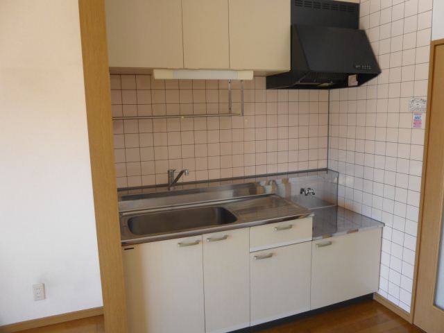 Kitchen. Here it will be a bath. 