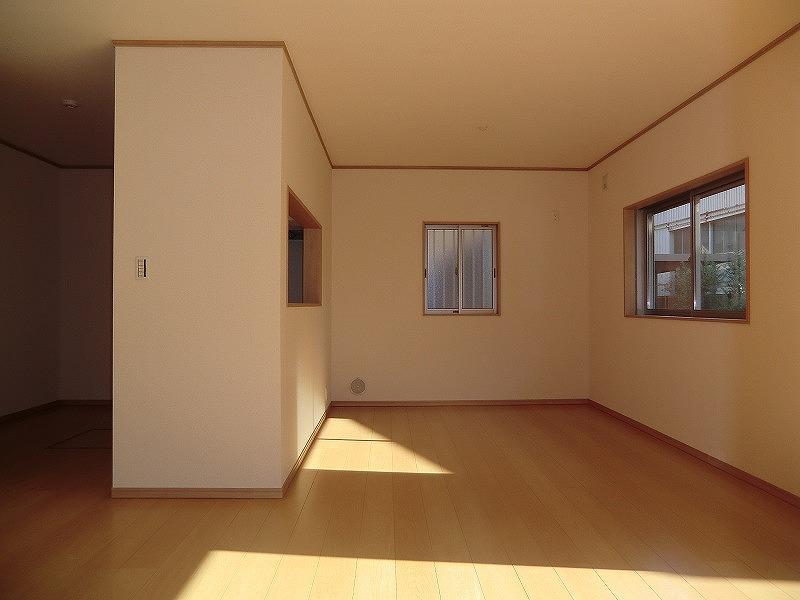 Living. Local (12 May 2013) Shooting