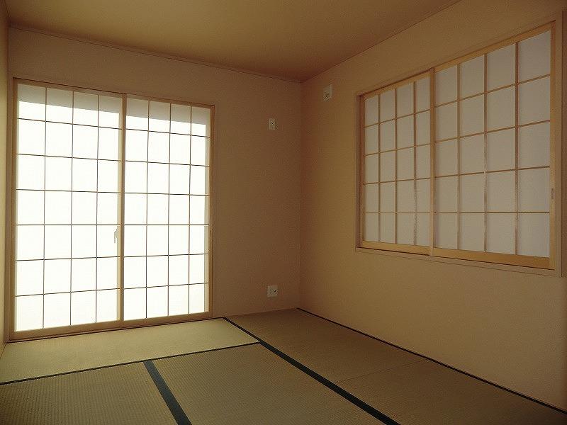 Non-living room. Local (12 May 2013) Shooting