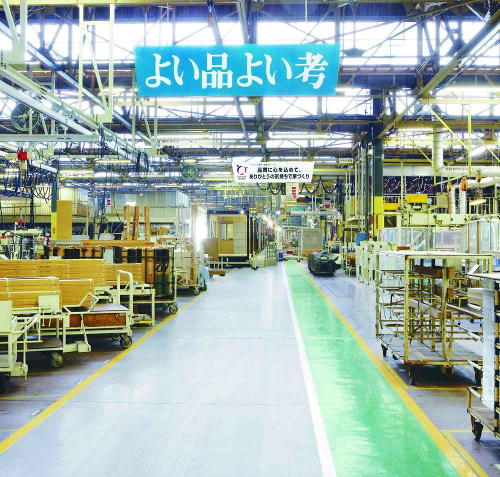 Construction ・ Construction method ・ specification. Toyota home in order to achieve a higher quality, Factory production of 85% of the dwelling, It has been achieved with no rose with stable house building. 