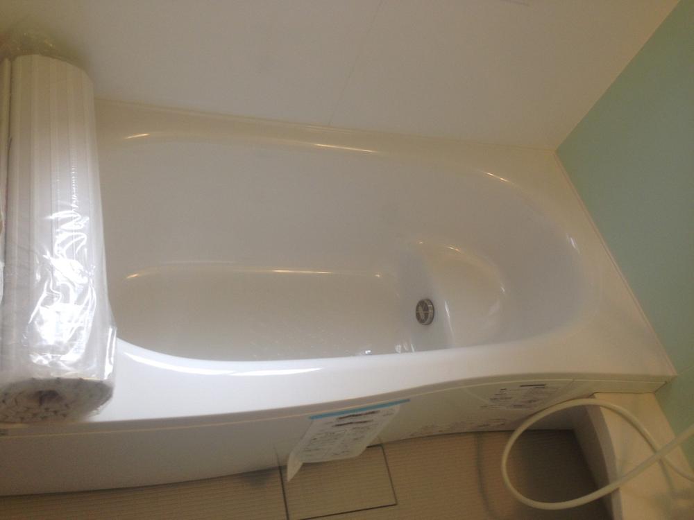 Bathroom. 1 tsubo size! 