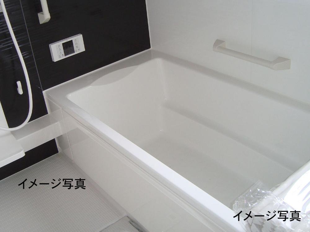 Same specifications photo (bathroom)