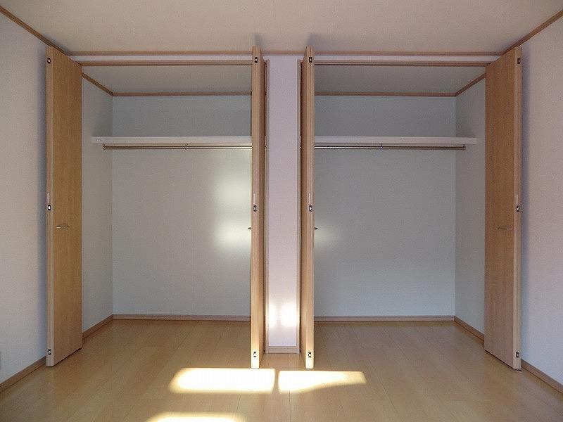 Receipt. Local (12 May 2013) Shooting