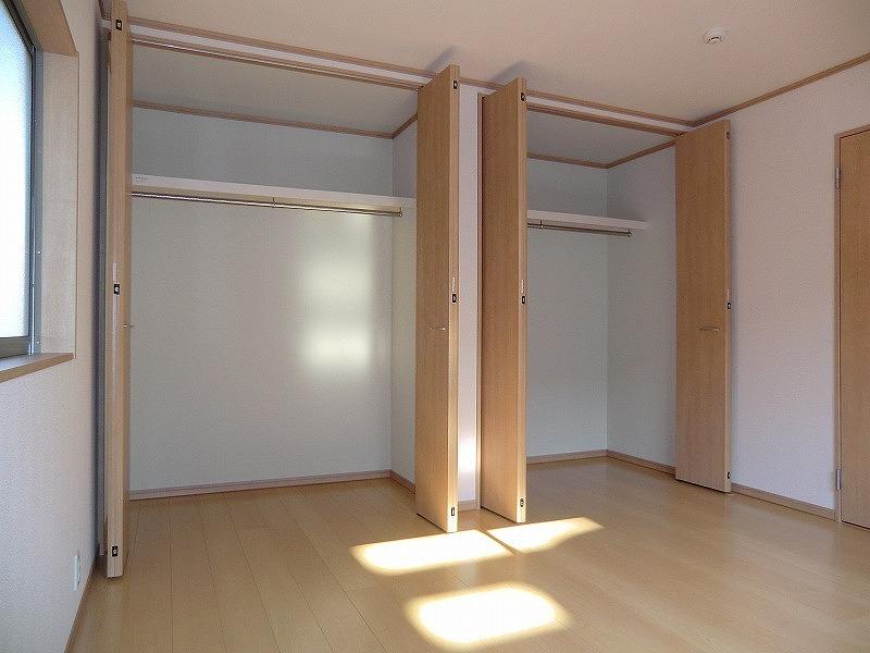 Receipt. Local (12 May 2013) Shooting