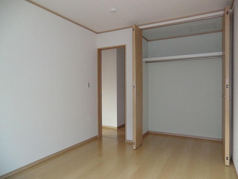 Receipt. Local (12 May 2013) Shooting