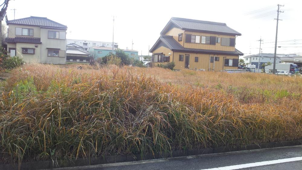 Local appearance photo. Local (12 May 2013) Shooting