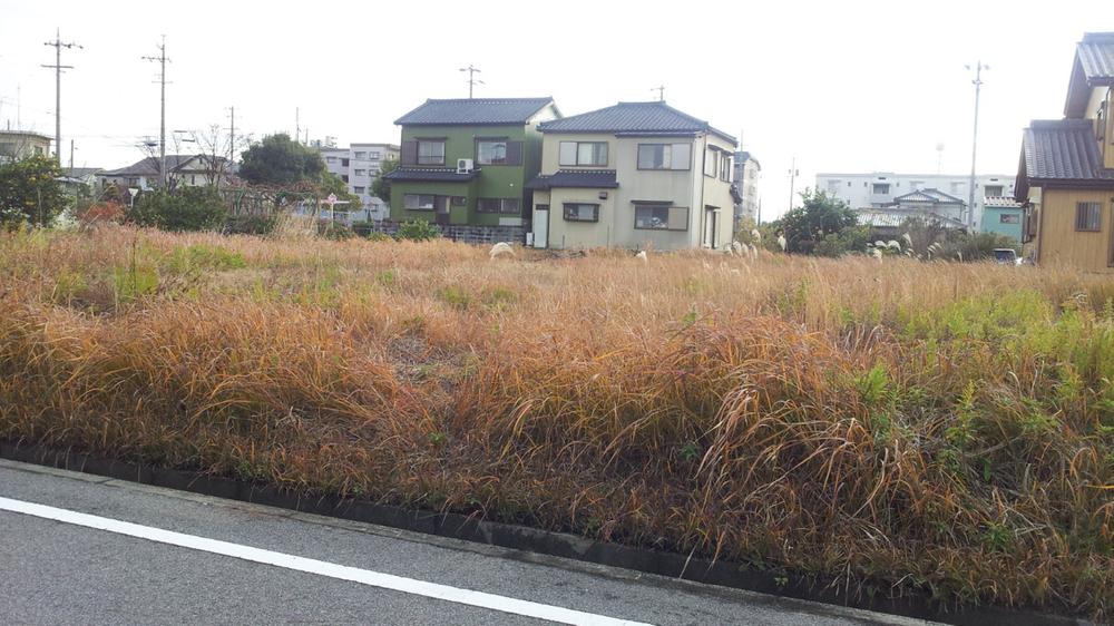 Local appearance photo. Local (12 May 2013) Shooting