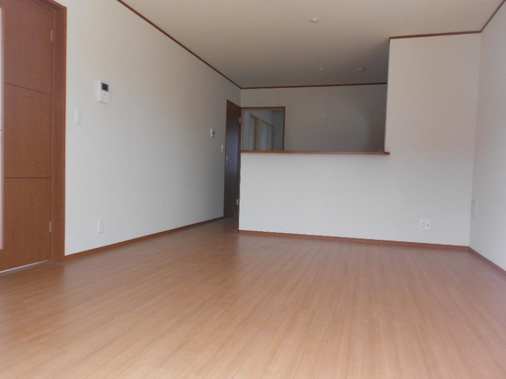 Living. Local (September 2013) Shooting 4 Building