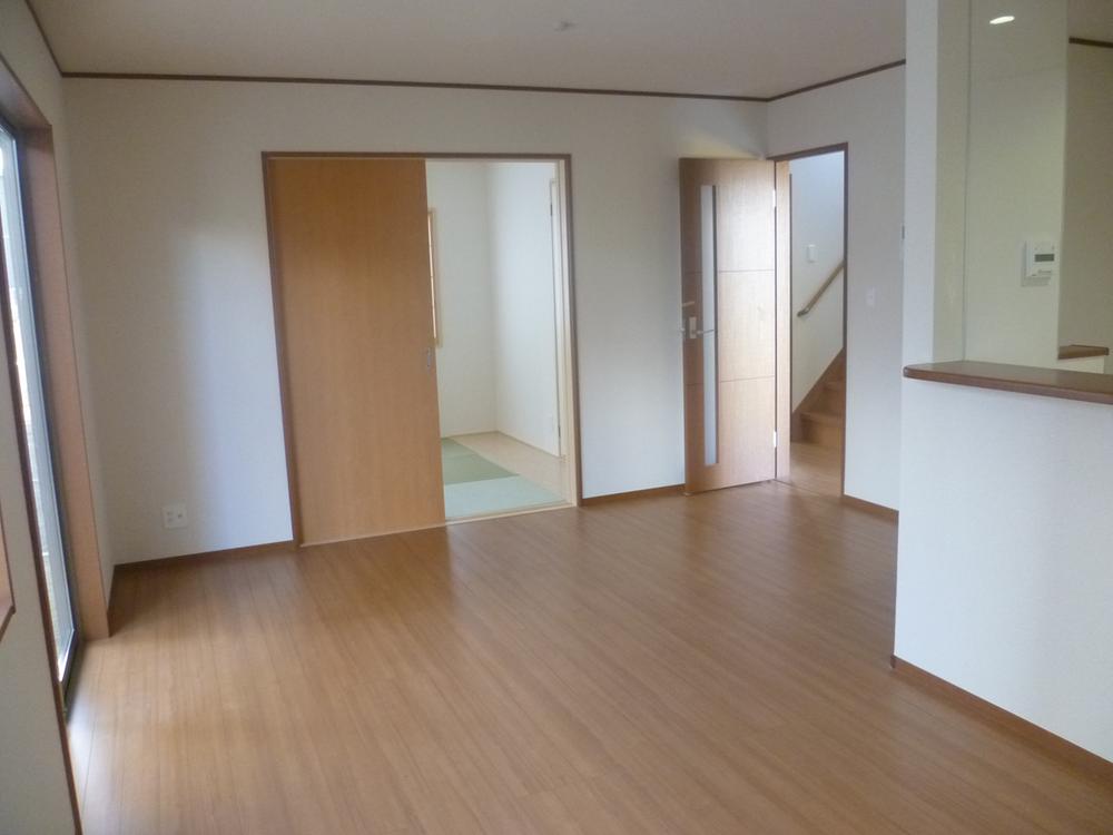 Living. Local (11 May 2013) Shooting