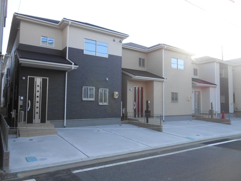 Local appearance photo. Local Photos (1, 2, 3 Building)