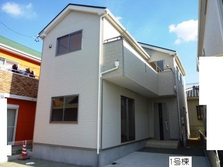 Local appearance photo. Local (11 May 2013) shooting 1 Building