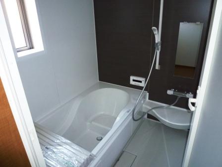 Bathroom. Indoor (11 May 2013) Shooting