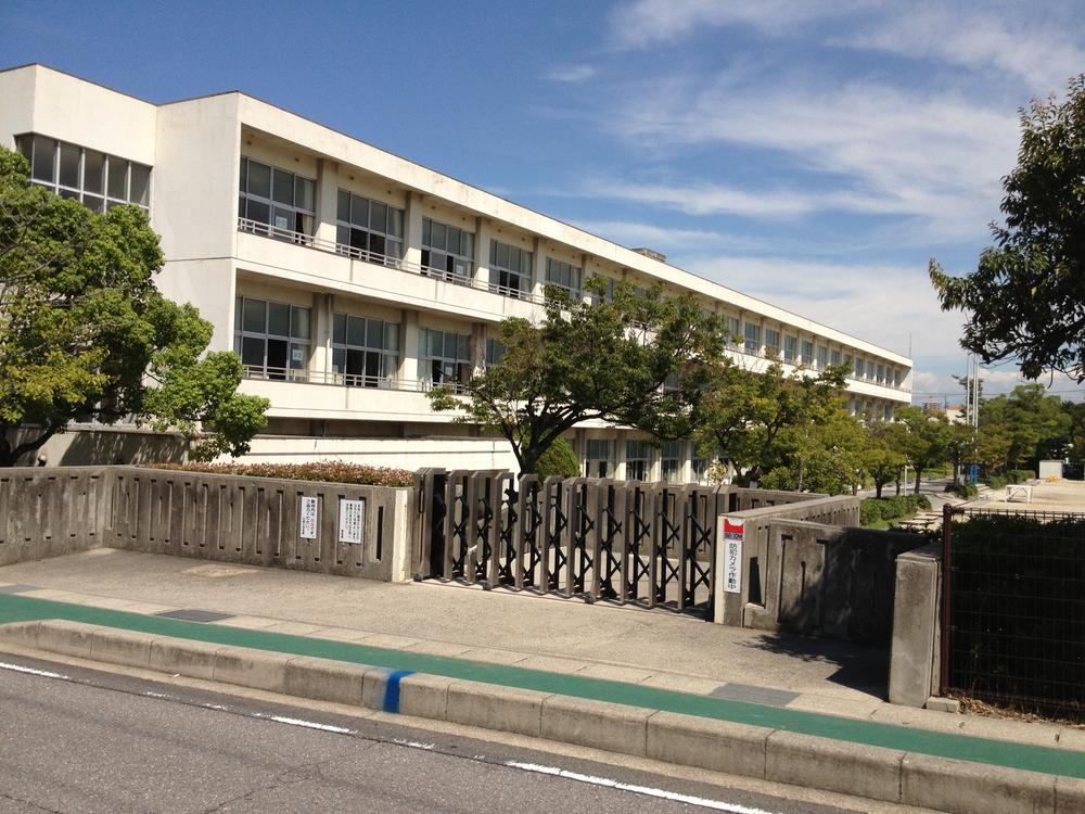 Primary school. 595m until Kariya Municipal Hidaka Elementary School
