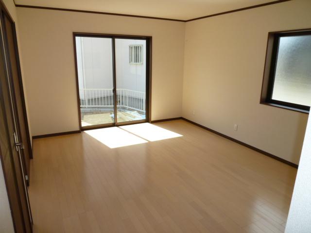 Living. Example of construction