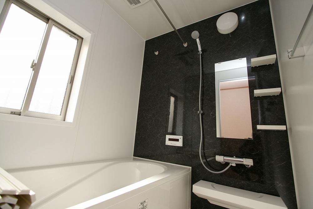 Bathroom. Indoor (11 May 2013) Shooting