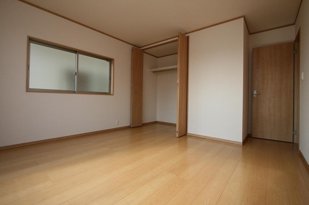 Non-living room. Indoor (11 May 2013) Shooting