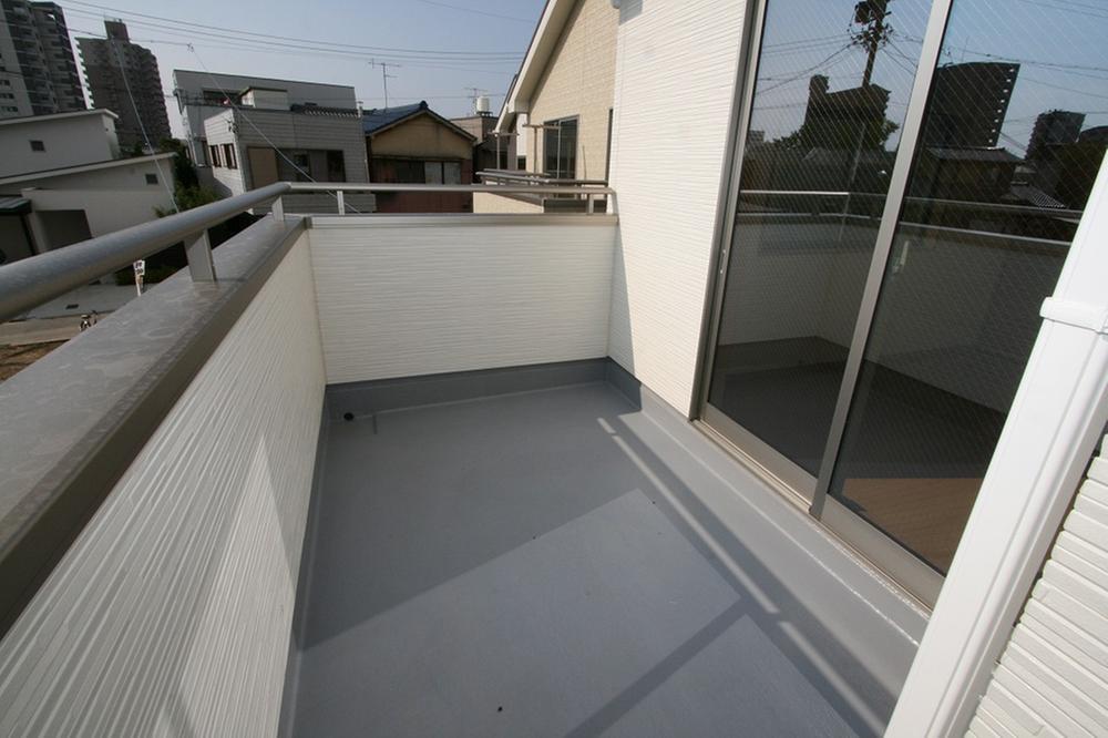 Balcony. Indoor (11 May 2013) Shooting