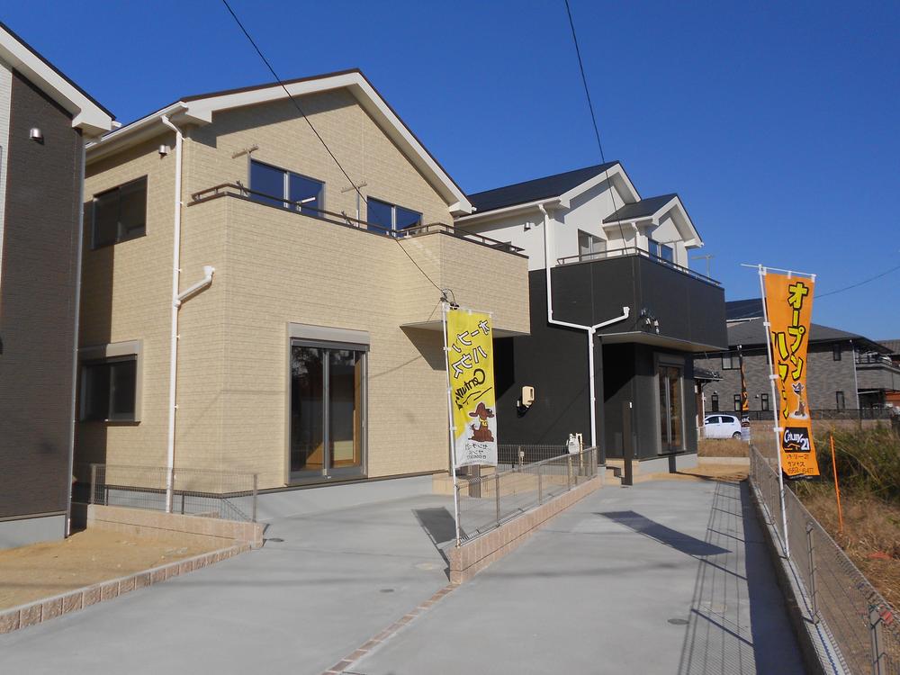 Local appearance photo. Local (11 May 2013) Shooting 6 Building completion