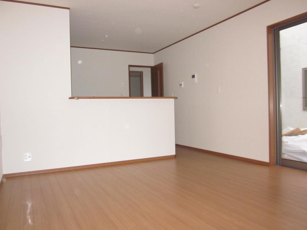 Living. 15 Pledge of living (1 Building)