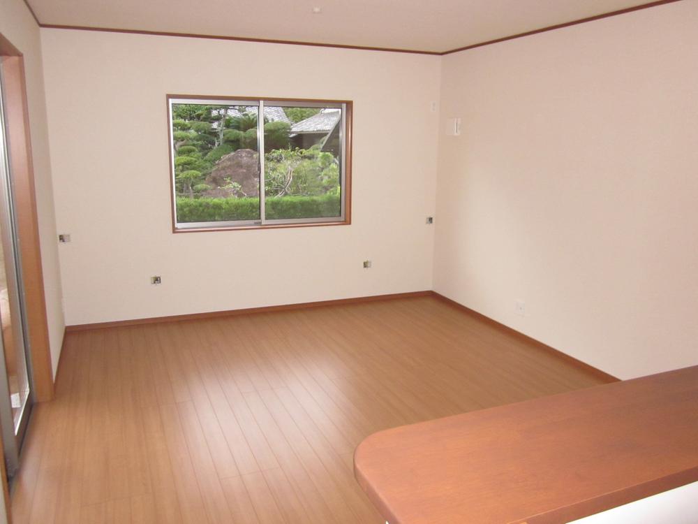 Living. 15 Pledge of living (Building 2)