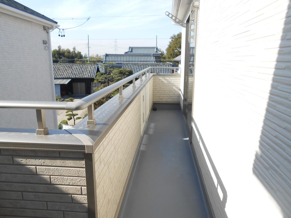 Balcony. Balcony (1 Building)