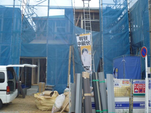 Local appearance photo. Local (10 May 2013) Shooting Building 3 completion of framework