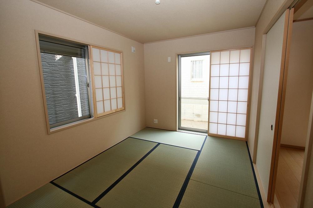 Non-living room. Indoor (11 May 2013) Shooting