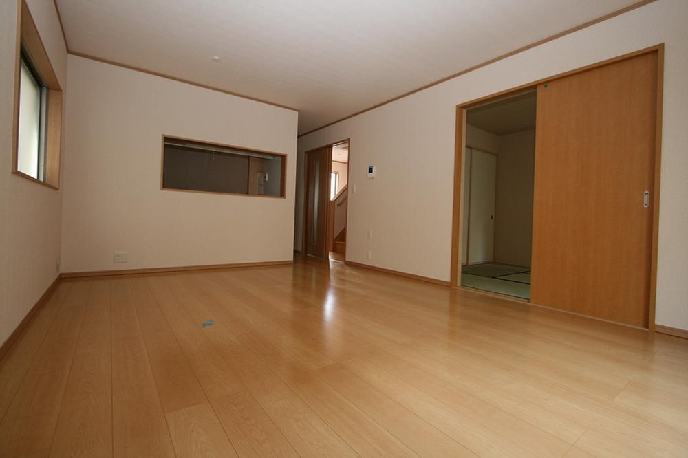 Living. Indoor (11 May 2013) Shooting