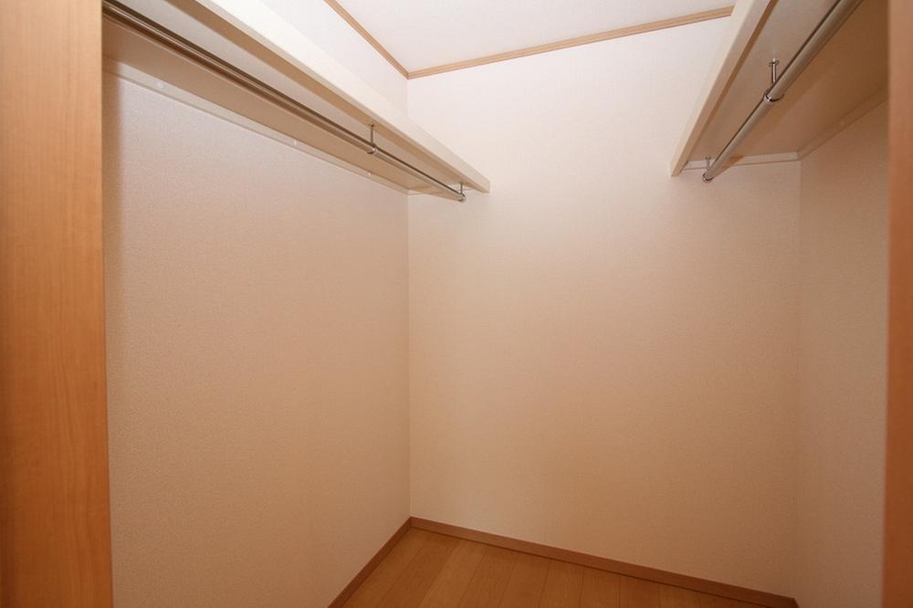 Receipt. Building 3 in the WIC (2013 November shooting)